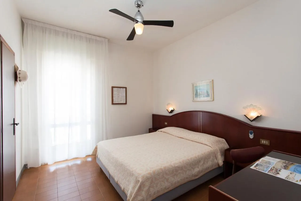 Hotel Arborea Lido di Jesolo 2*,  Italia
